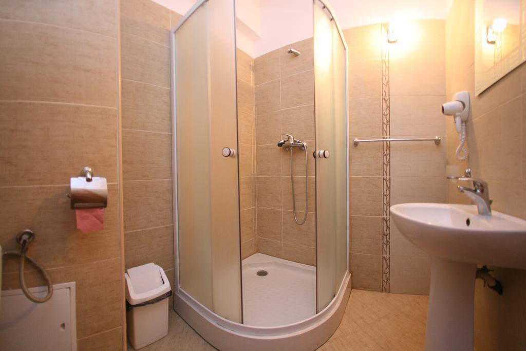 Guest house Lacul Linistit Moneasa Chambre photo